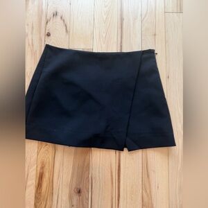 Zara Black Skort! Size Small!